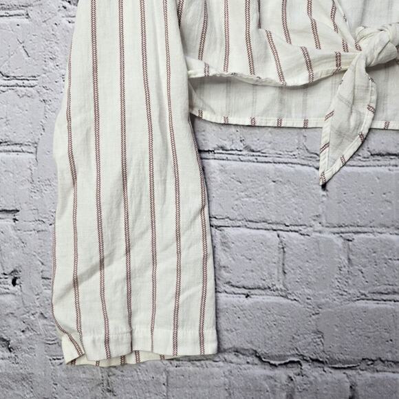 Urban Outfitters Cotton Blend Bell Sleeve Tie Front Crop Top Size Small - Picture 4 of 9